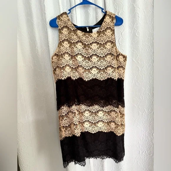 jessica simpson cream dress 308 Jessica Simpson cream, denim dress Size XS